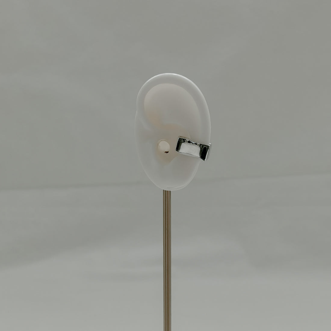 Dulce Rectangle Ear Cuff