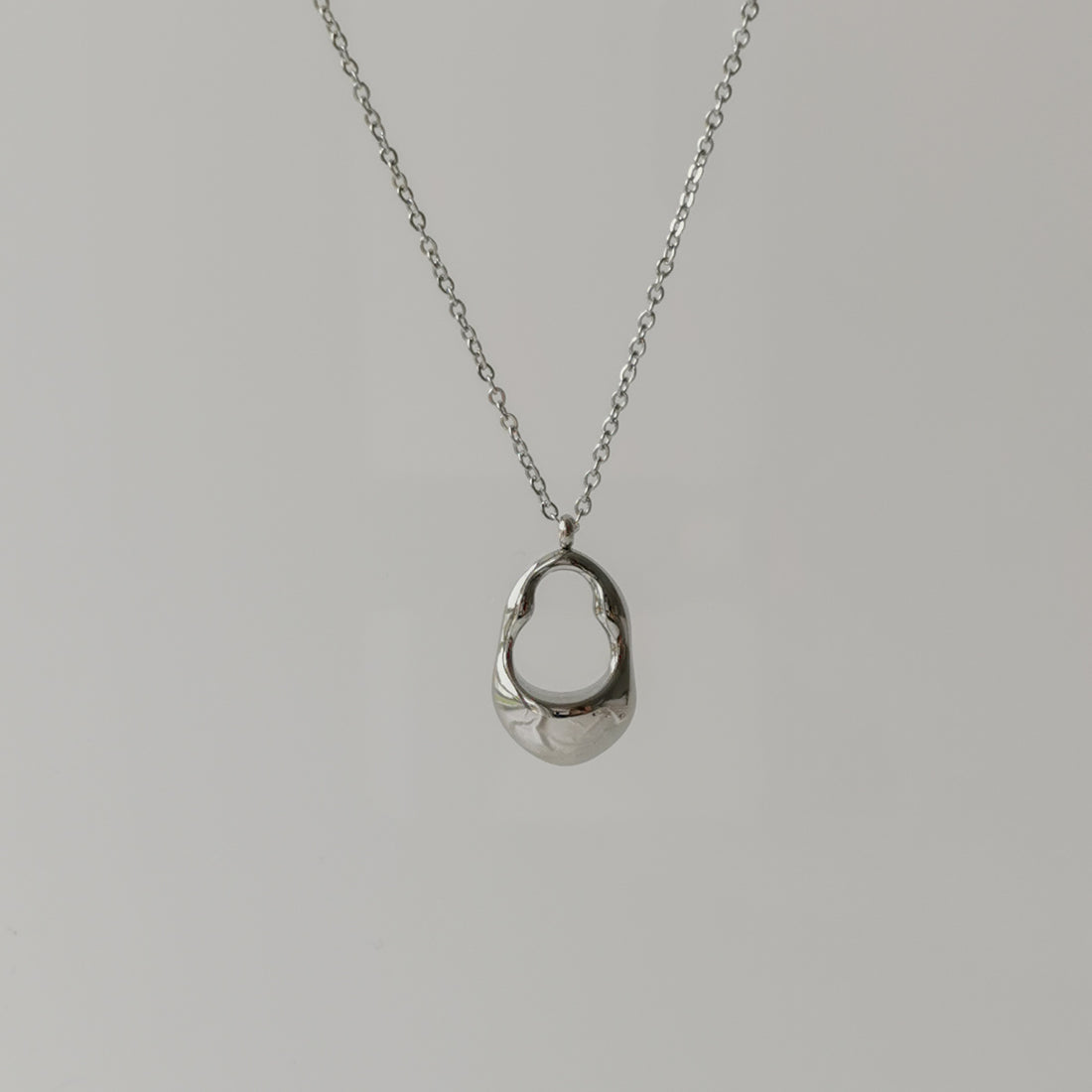 Harlow Bean Necklace