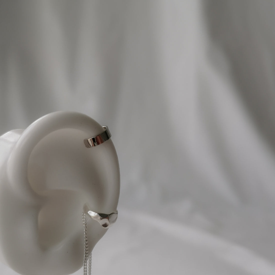 Harlow Chain Ear Cuff