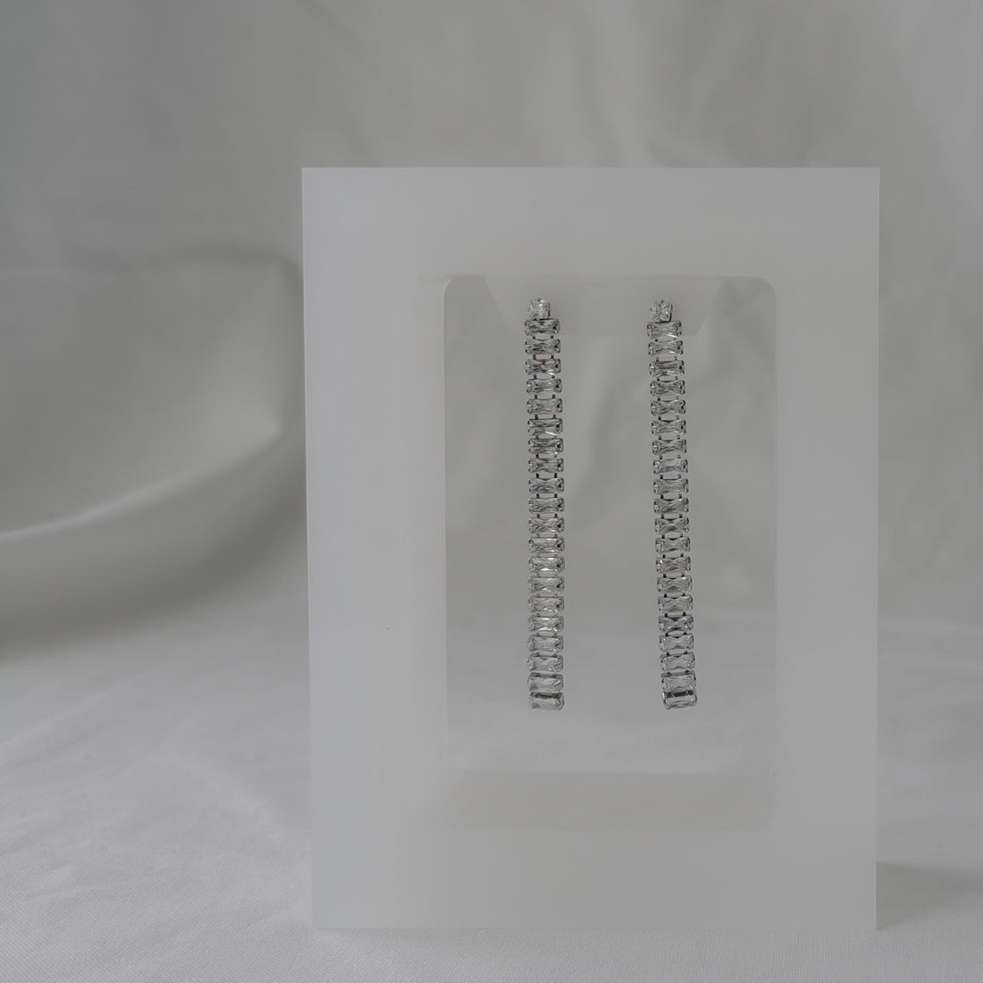 Dulce Emerald Dangle