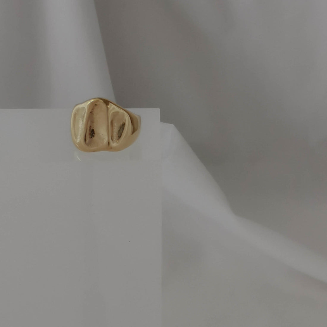 Harlow Statement Ring