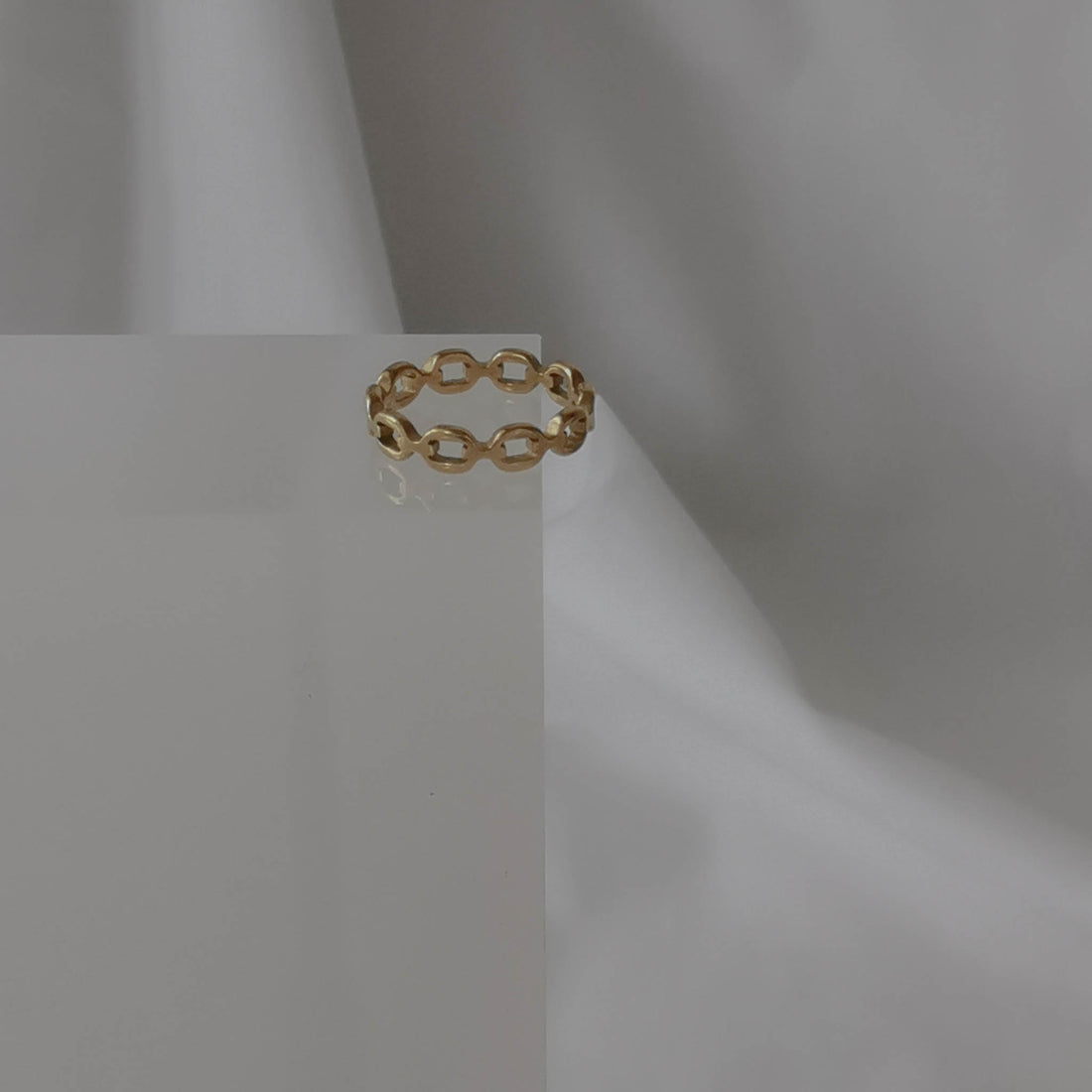 Adella Ring