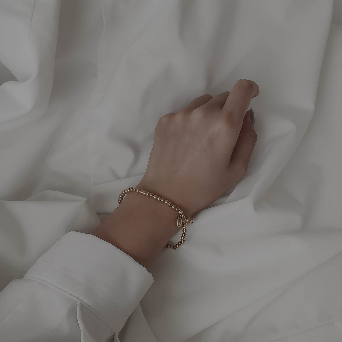 Sejal Lotus Elastic Bracelet