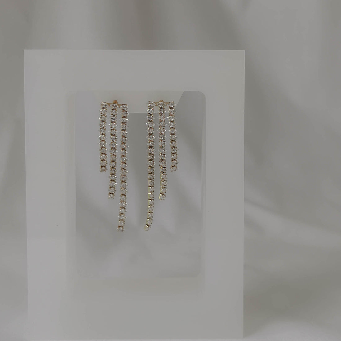 Belkis Tennis Dangle