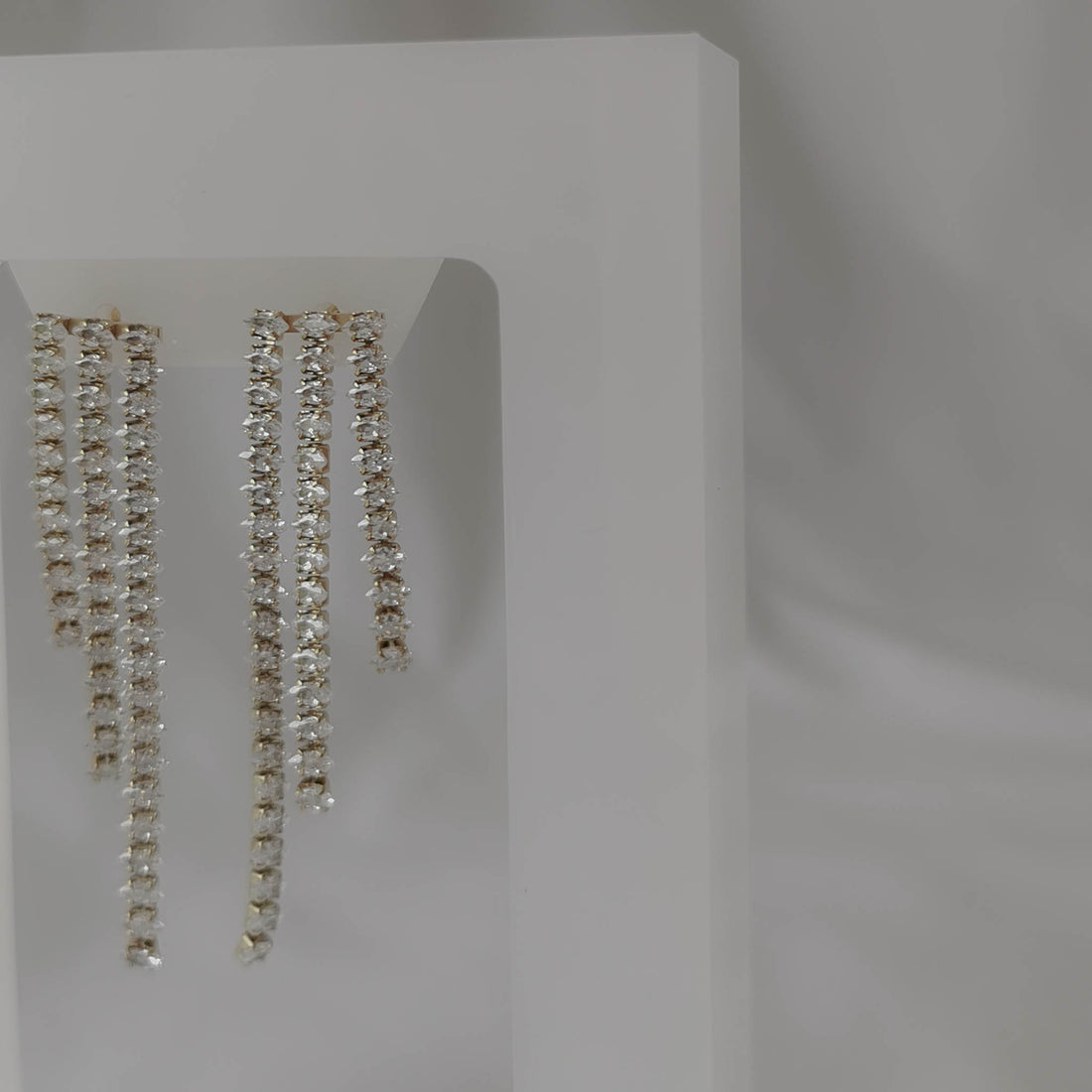 Belkis Tennis Dangle