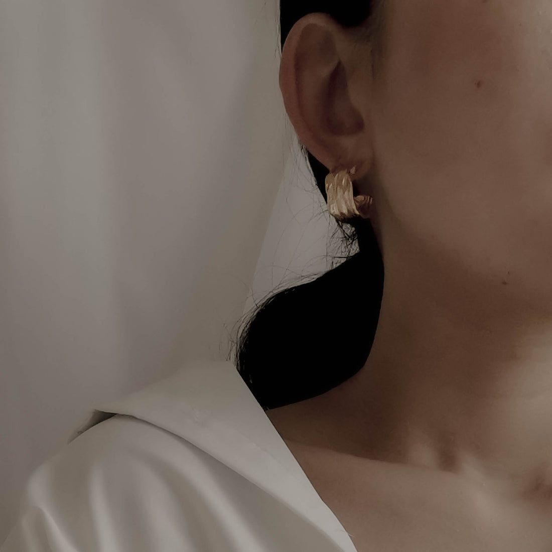 Harlow Textured Hoops