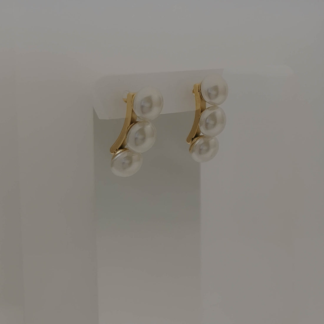 Juliette Trio Pearl Studs