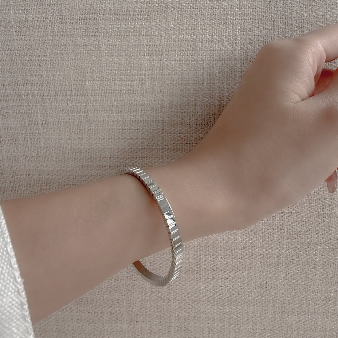 Cleo Bangle
